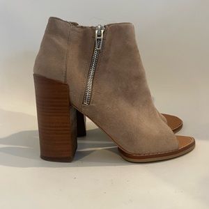 Dolce Vita booties size 6